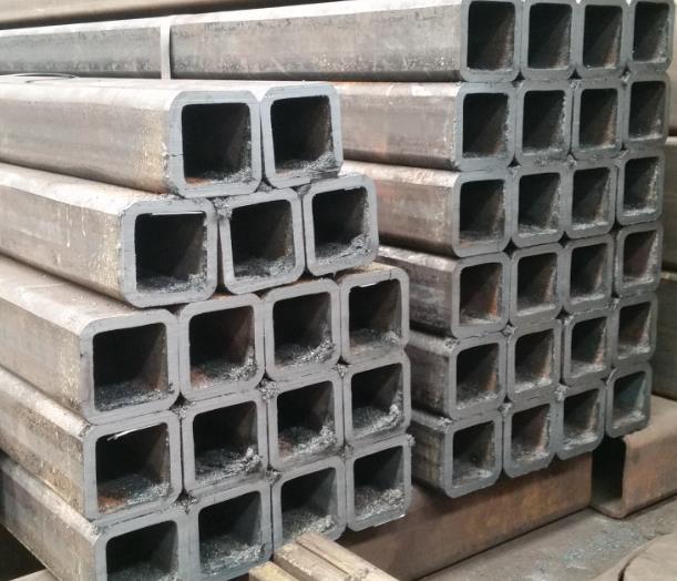 �ڻ���η���